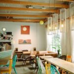 how to mix vintage and modern furniture