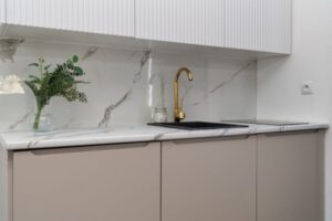 How to Repair a Chipped Laminate Countertop at Home